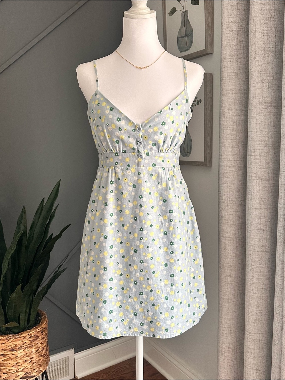 Forever 21 Light Blue Floral Spaghetti-Strap Mini Dress